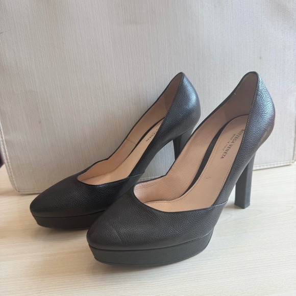 Bottega Veneta Shoes - Bottega Venetta Embossed Calf Leather Black Pumps 36.5